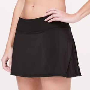 Lululemon Play Off The Pleats Skirt Black size 14